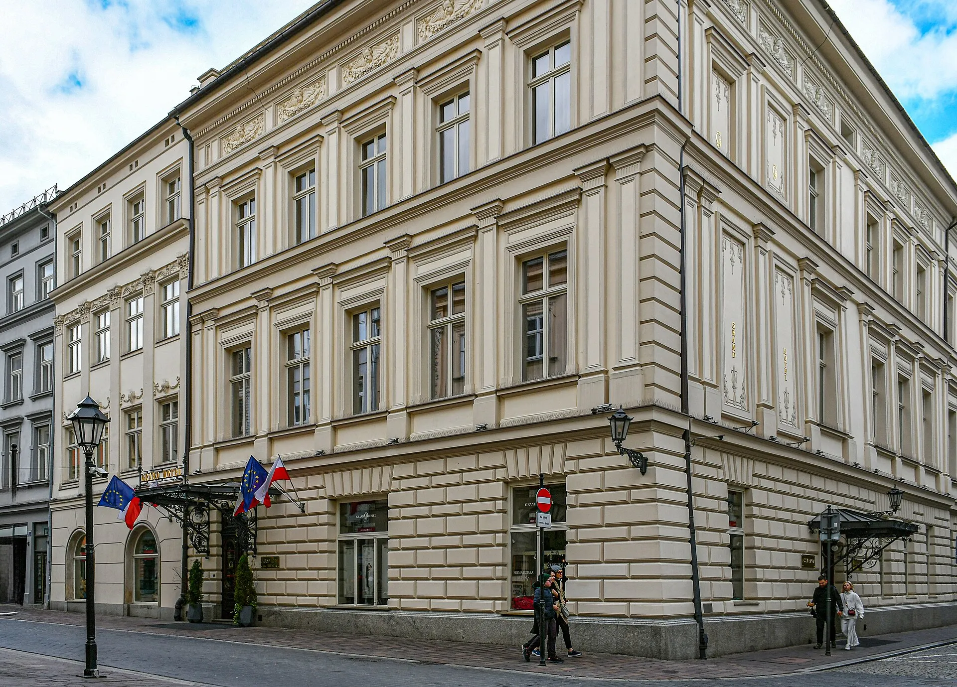 Grand Hotel przy ulicy Sławkowskiej na Starym Mieście w Krakowie