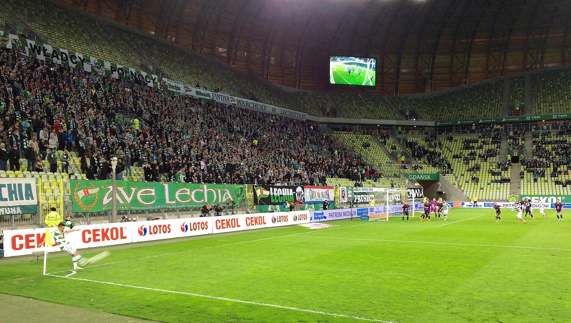 Stadion Energa Gdańsk podczas meczu Lechii Gdańsk w 2016 roku
