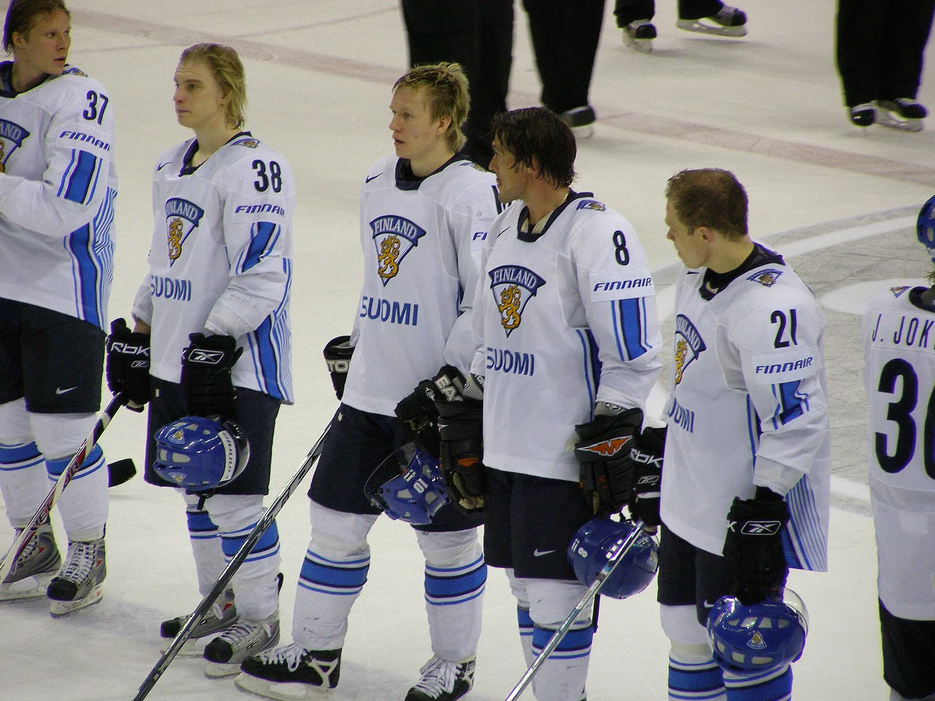 Fińscy hokeiści podczas mistrzostw świata IIHF w 2008 roku