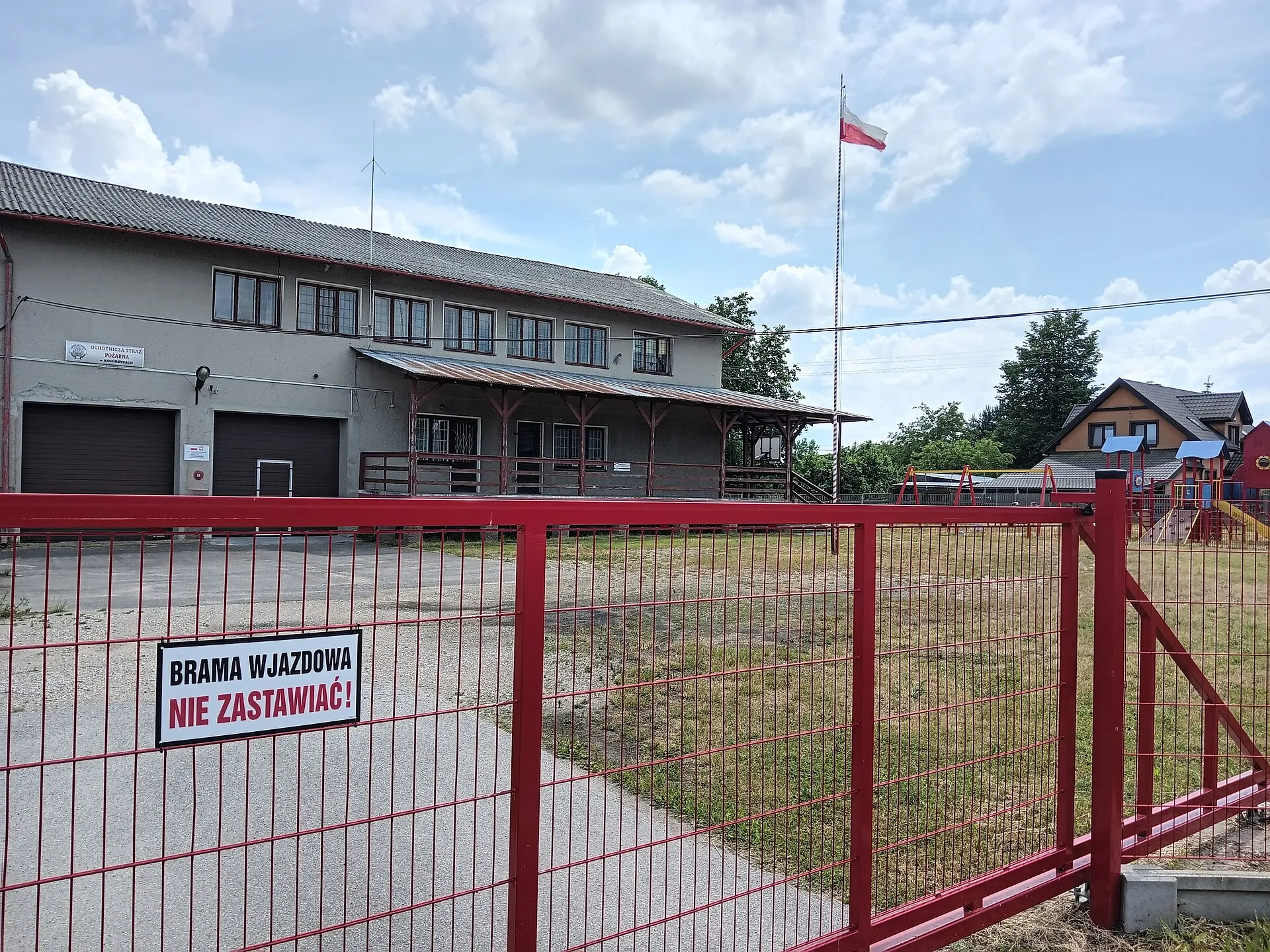 Remiza Ochotniczej Straży Pożarnej w Nagórzycach w Tomaszowie Mazowieckim