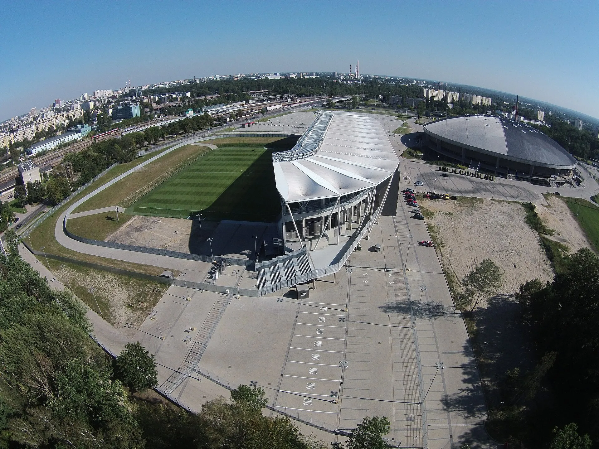 Stadion Miejski w Łodzi widziany z lotu ptaka w 2016 roku
