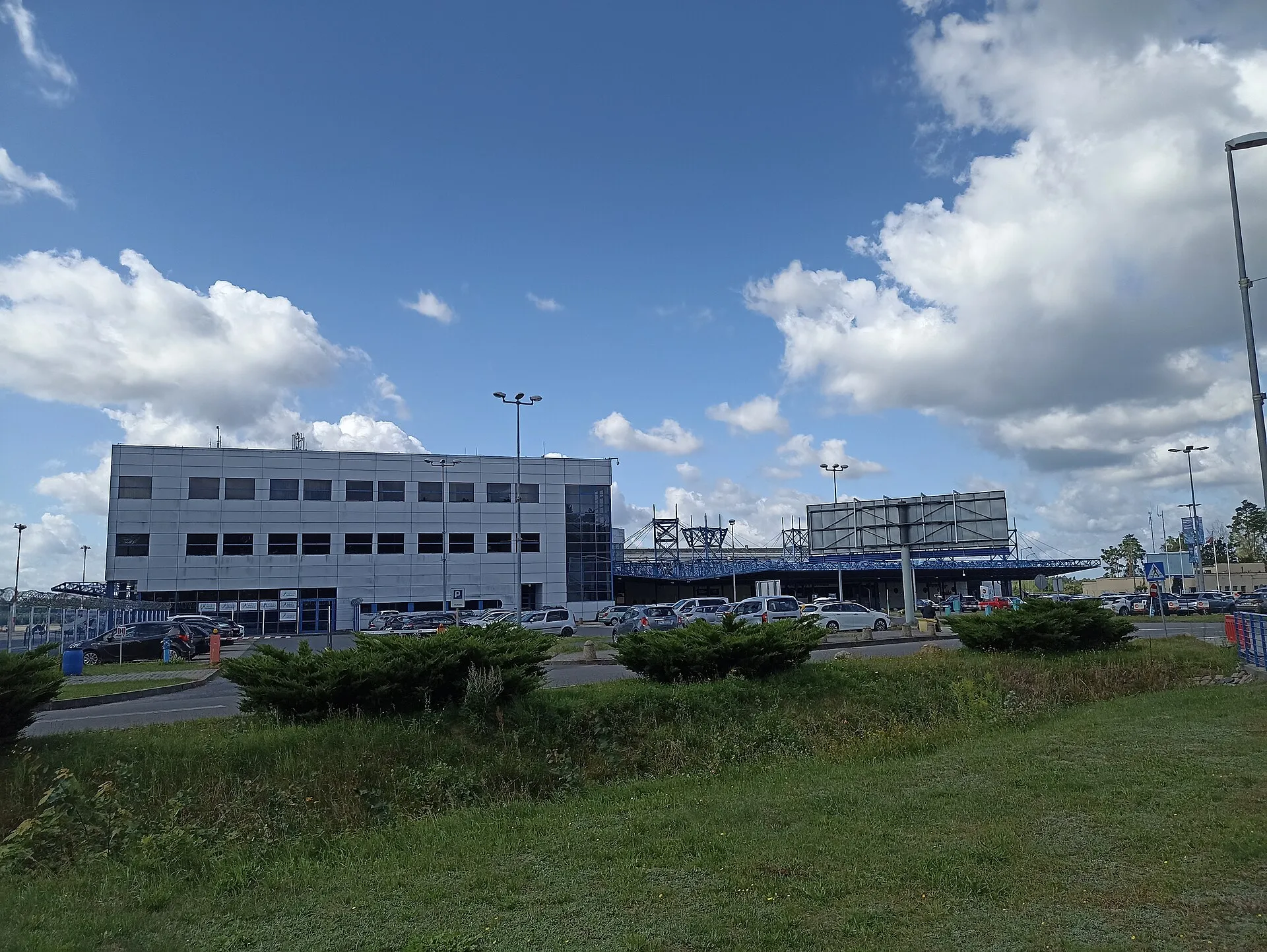 Terminal Portu Lotniczego Szczecin-Goleniów w sierpniu 2024 roku
