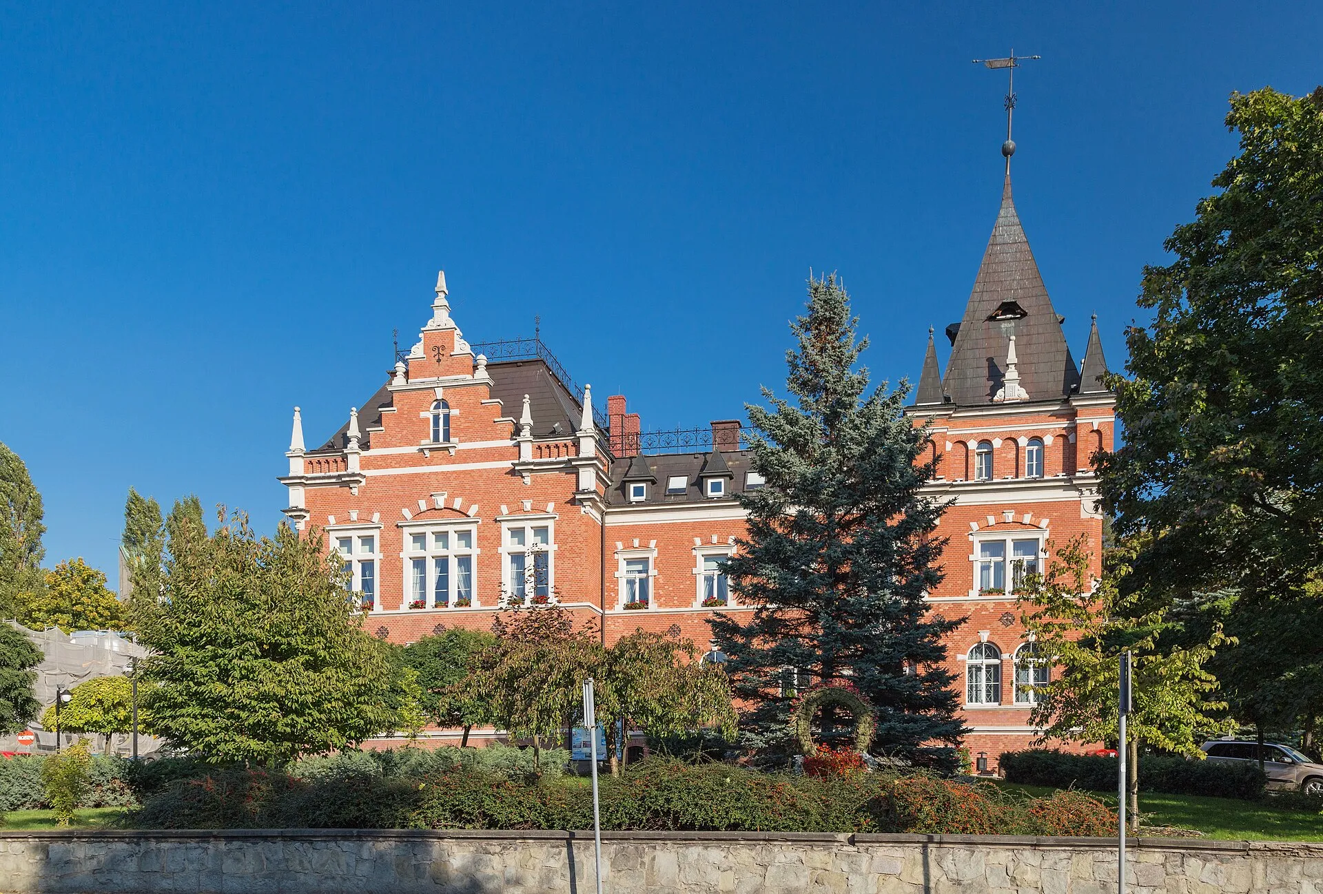 Budynek starostwa powiatowego w Rybniku w 2021 roku
