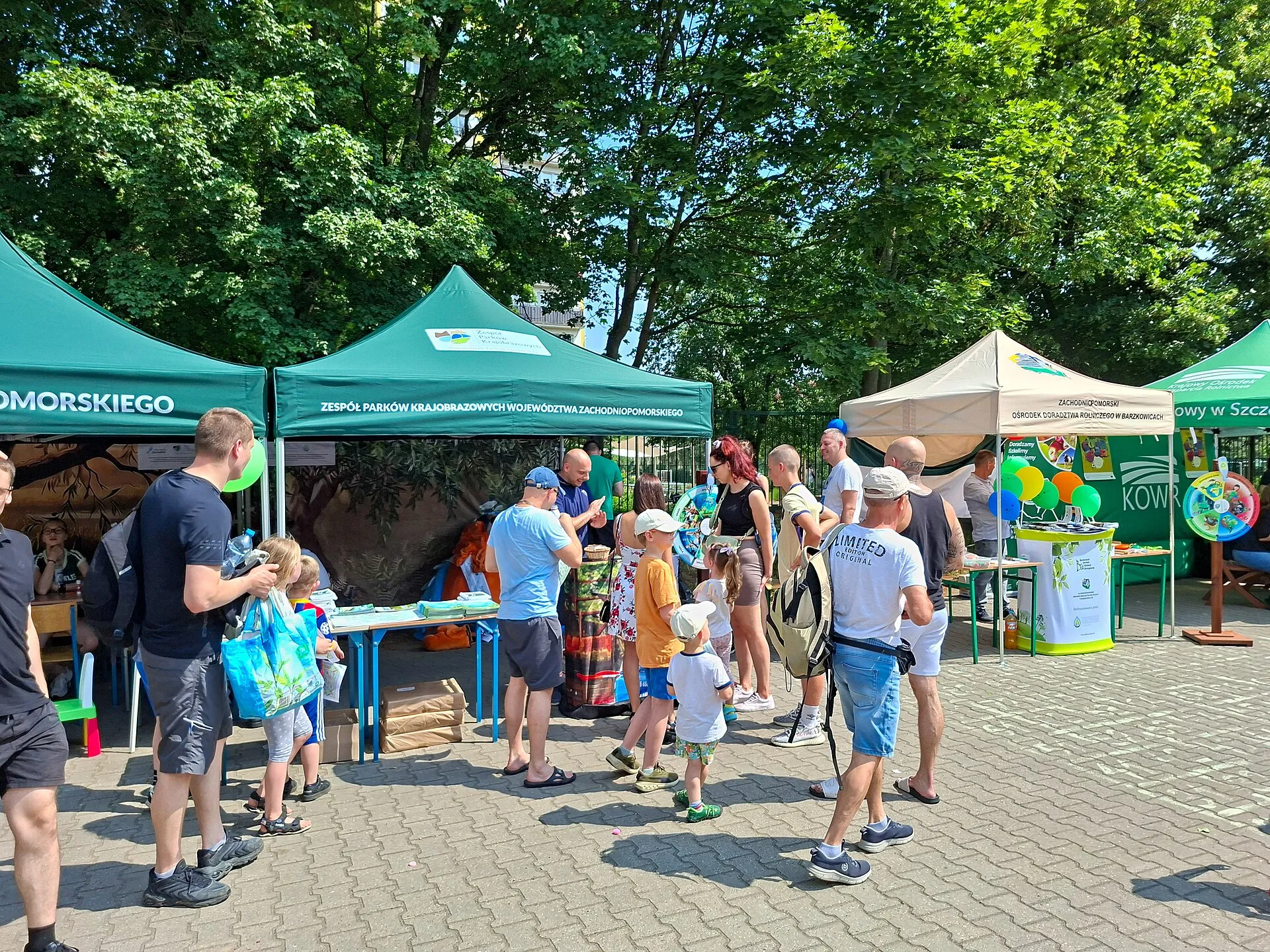 Stoiska i uczestnicy wydarzenia Wiejski Dzień Miejski w Szczecinie w 2026 roku