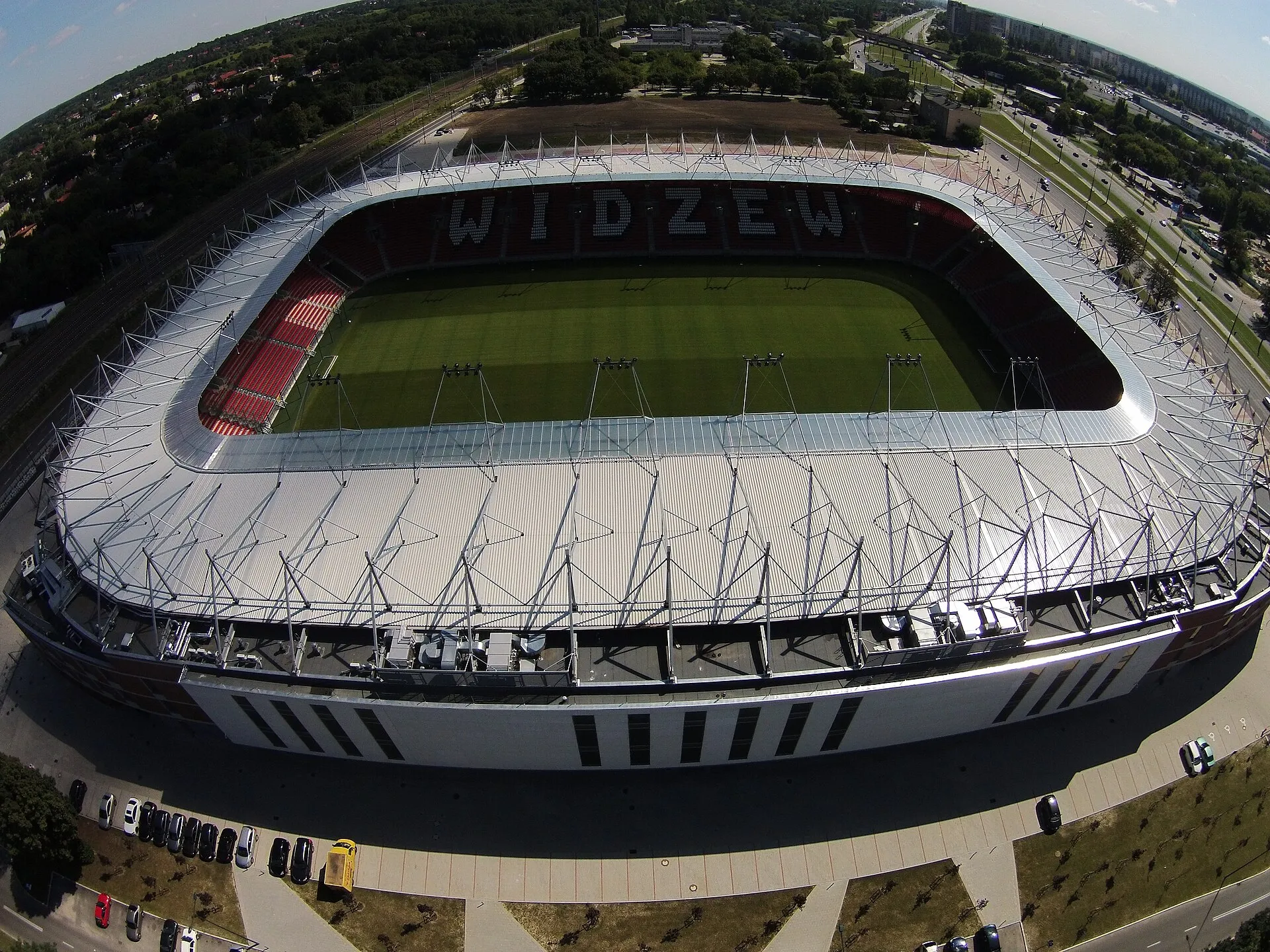 Stadion Widzewa w Łodzi widziany z lotu drona w 2017 roku