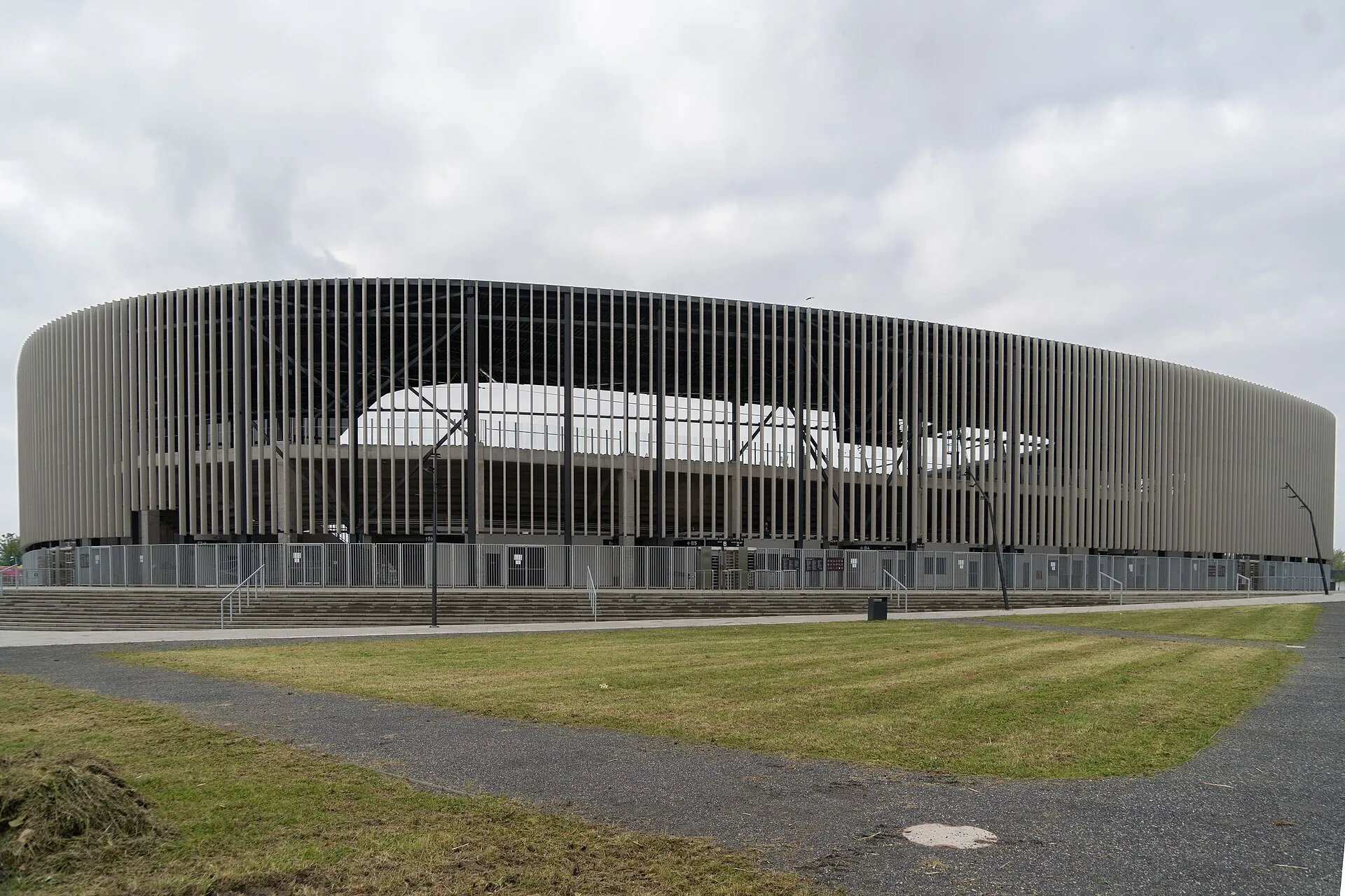 Stadion ArcelorMittal Park w Sosnowcu od strony wschodniej w czerwcu 2024
